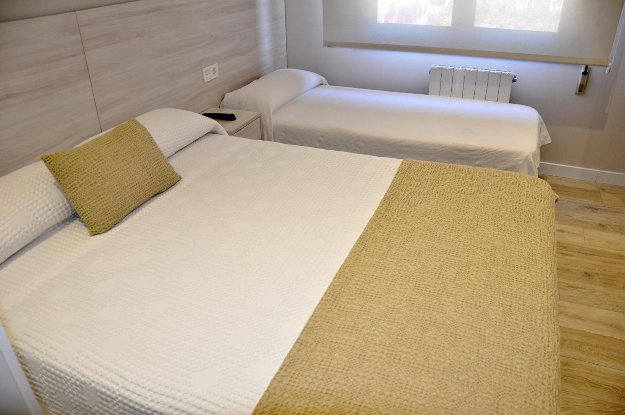 Hostal Paz ゴンドマール エクステリア 写真