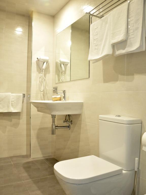 Hostal Paz ゴンドマール エクステリア 写真